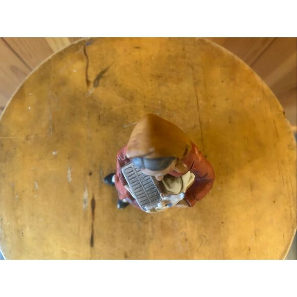 Vtg Grandma Flambro Figurine Lady with Bird Box on Bench Approx 5.5" (5555) - Picture 5 of 6